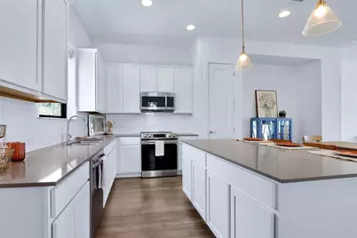 2050 Lohmans Spur Road #501, Lakeway, TX 78734 - Photo 7