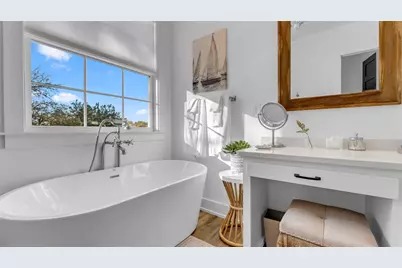 508 Los Escondidos Street, Marble Falls, TX 78654 - Photo 13