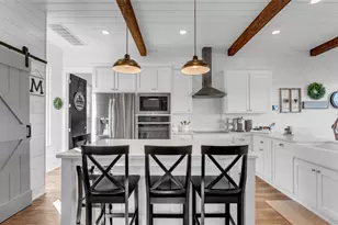 508 Los Escondidos St, Marble Falls, TX 78654 - Photo 7