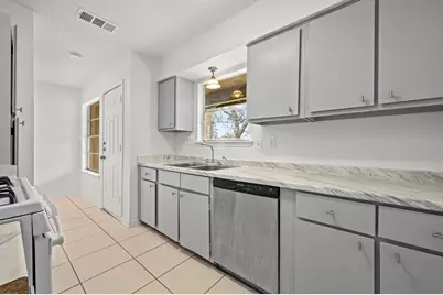 7105 Cannonleague Drive, Austin, TX 78745 - Photo 9