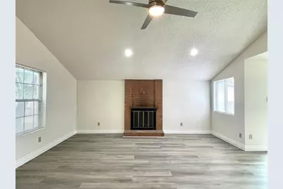 1729 Cricket Hollow Drive, Austin, TX 78758 - Photo 3