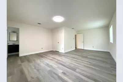 1729 Cricket Hollow Drive, Austin, TX 78758 - Photo 19
