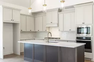 165 Datewood Dr, Liberty Hill, TX 78642 - Photo 3