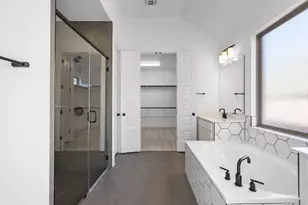 1400 Snowdrop Dr, Georgetown, TX 78628 - Photo 19