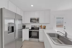 353 Marty Allen Loop, Jarrell, TX 76537 - Photo 15