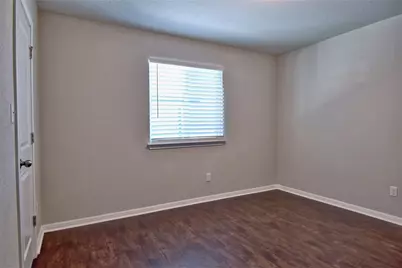 317 Clearlake Drive, Hutto, TX 78634 - Photo 21