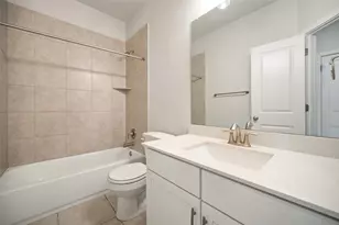 2500 Forest Creek Dr, Round Rock, TX 78664 - Photo 13