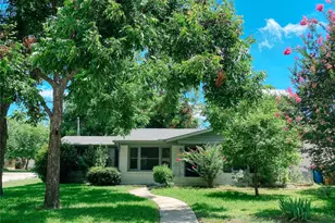 1808 Princeton Ave, Austin, TX 78757 - Photo 3