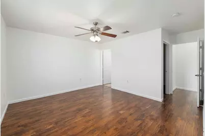 12524 Sky Harbor Drive, Del Valle, TX 78617 - Photo 11
