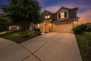 214 Cyril Dr, Hutto, TX 78634 - Photo 37