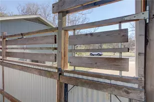 1005 Nile St, Austin, TX 78702 - Photo 35