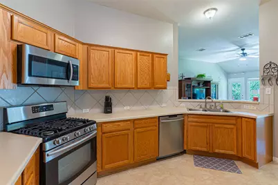 1408 Ridgewood Drive, Leander, TX 78641 - Photo 9
