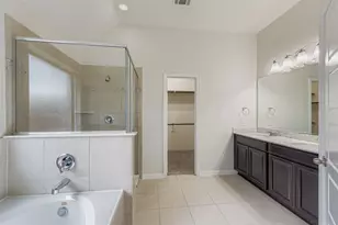 370 Vista Gardens Dr, Buda, TX 78610 - Photo 15