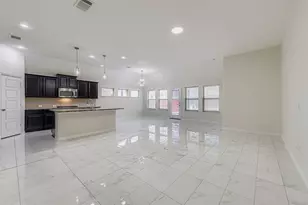 370 Vista Gardens Dr, Buda, TX 78610 - Photo 5