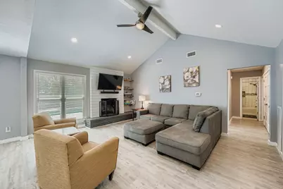 1121 Stoneoak Lane, Austin, TX 78745 - Photo 3