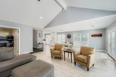 1121 Stoneoak Lane, Austin, TX 78745 - Photo 5