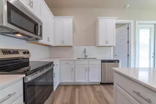 627 Birch Ln, Cottonwood Shores, TX 78657 - Photo 5