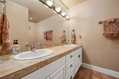 12609 Lyndon Drive, Austin, TX 78732 - Photo 25