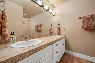 12609 Lyndon Dr, Austin, TX 78732 - Photo 25
