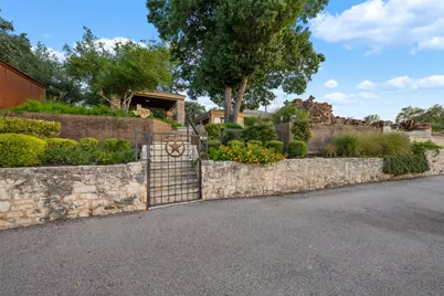 12609 Lyndon Drive, Austin, TX 78732 - Photo 33