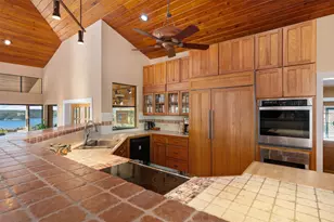 12609 Lyndon Dr, Austin, TX 78732 - Photo 9