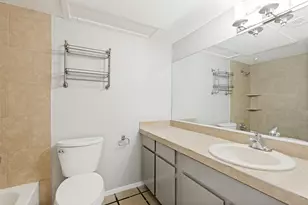 6910 Hart Ln, Austin, TX 78731 - Photo 9