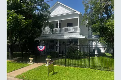 504 South Franklin, La Grange, TX 78945 - Photo 1