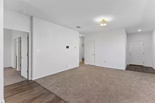 124 Peony Ln., Jarrell, TX 76537 - Photo 15