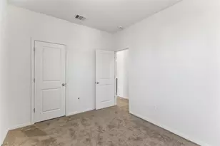 124 Peony Ln., Jarrell, TX 76537 - Photo 11