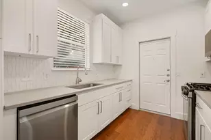 4912 Sara Dr, Austin, TX 78721 - Photo 11