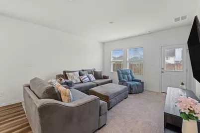 412 Gemsbok Road, Hutto, TX 78634 - Photo 7