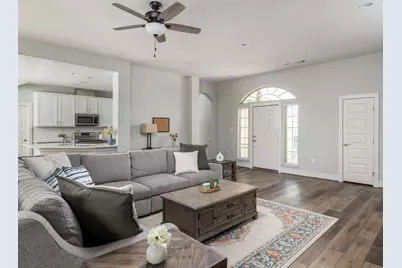 4001 Crockett Avenue, Lago Vista, TX 78645 - Photo 11