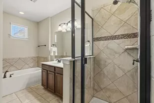 13400 Briarwick Dr, Austin, TX 78729 - Photo 19