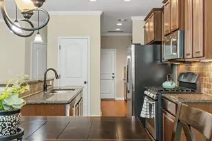 13400 Briarwick Dr, Austin, TX 78729 - Photo 9