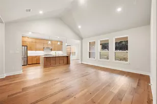 325 Knockout Rose Dr, San Marcos, TX 78666 - Photo 11