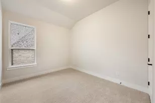 325 Knockout Rose Dr, San Marcos, TX 78666 - Photo 35