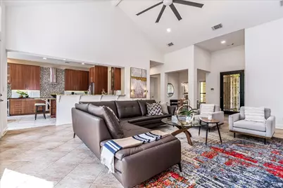 37 Autumn Oaks Drive, The Hills, TX 78738 - Photo 5