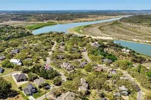 000 Eton Ln, Spicewood, TX 78669 - Photo 19