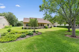106 Stacey Ln, Georgetown, TX 78628 - Photo 23