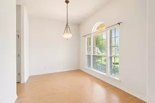 106 Stacey Ln, Georgetown, TX 78628 - Photo 5