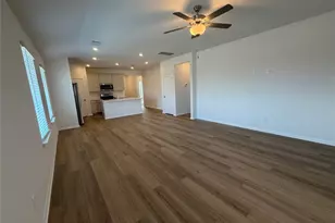 121 Rock Daisy Trl, Hutto, TX 78634 - Photo 7