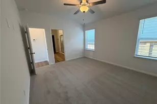 121 Rock Daisy Trl, Hutto, TX 78634 - Photo 9