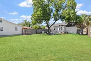 703 E Hwy St St, Fredericksburg, TX 78624 - Photo 25
