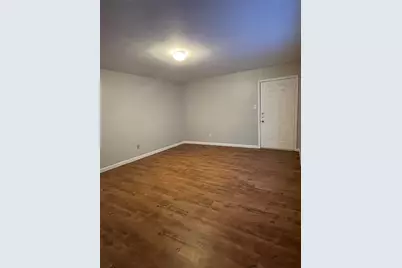 7206 Twin Crest Drive #201, Austin, TX 78752 - Photo 5