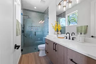 506 Krebs Ln, Austin, TX 78704 - Photo 11