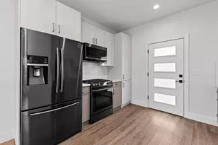 1193 E M. Franklin Ave, Austin, TX 78721 - Photo 9