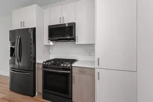 1193 E M. Franklin Ave, Austin, TX 78721 - Photo 11