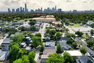 1905 Pennsylvania Ave, Austin, TX 78702 - Photo 11