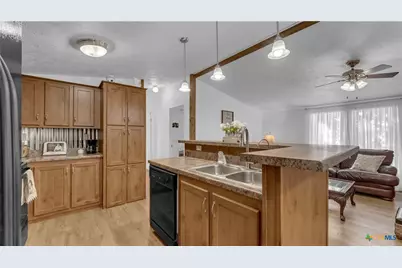 9902 County Road 210, Bertram, TX 78605 - Photo 15