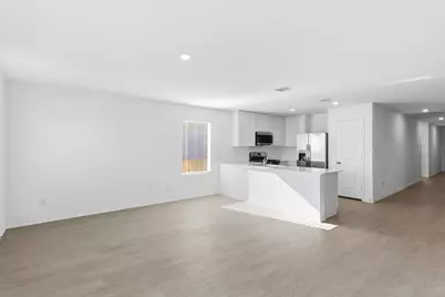 310 Trinity River Hollow, San Marcos, TX 78666 - Photo 5